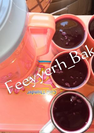 A picture of Hibiscus (zobo)drink.