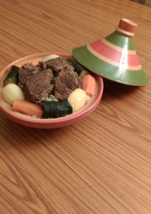 A picture of Algerian Traditional Couscous.
