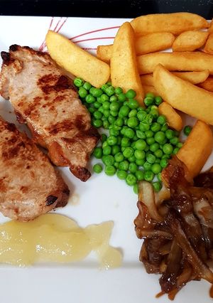 A picture of My pork loin chops with Carelamized onions & Apple sauce.😁.
