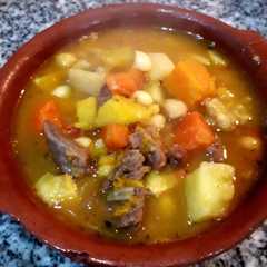 Una foto de Guiso de carne y mondongo