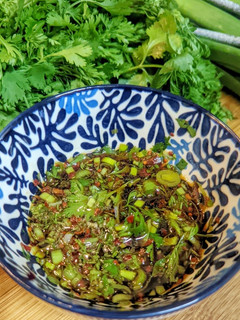 Una foto de Salsa estilo oriental