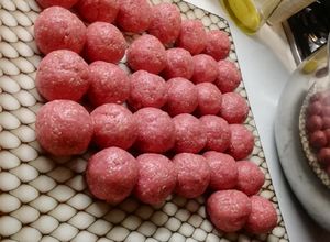 Una foto de Kibbe naieh o kibbe crudo