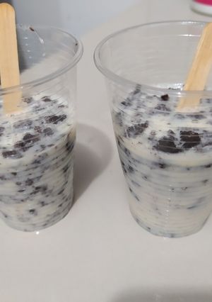 Una foto de Helado de galletas Oreo
