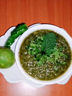 A picture of Green chutney 🌶️🍋🧄.