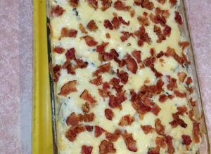 Una foto de Papas al horno en molde