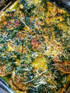 Una foto de BERENJENAS Al Pesto de Rúcula con notas de Miel de Abejas...!