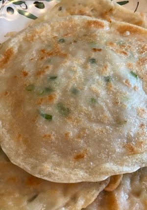 A picture of No-knead Chinese Pancakes.