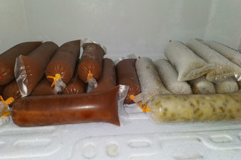 Langkah Mudah untuk Membuat Es lilin coklat dan kacang ijo Anti Gagal