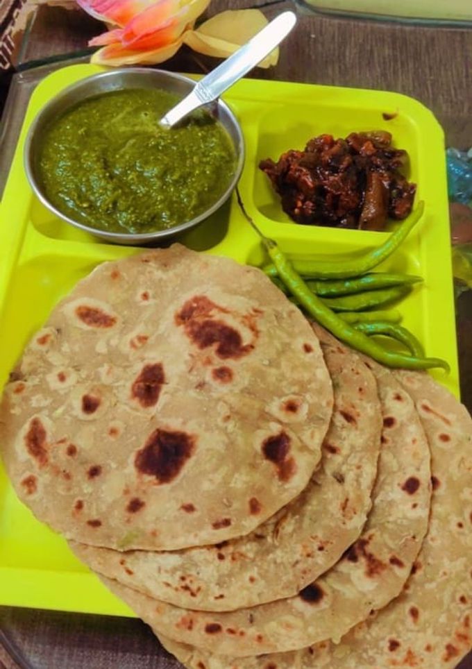 लौकी के पराठे(lauki k parathe recepie in hindi) रेसिपी मुख्य फोटो