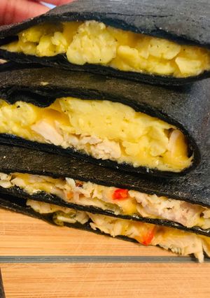 A picture of Chilli Chicken Cheese and Egg Wraps.