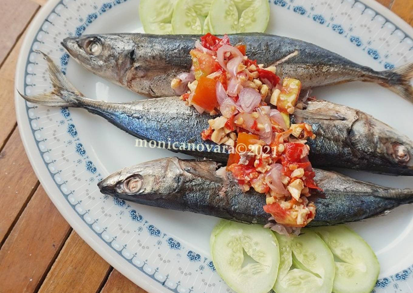 Ikan Kembung Panggang Sambal Mede