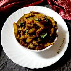 A picture of Spine gourd vegetable.
