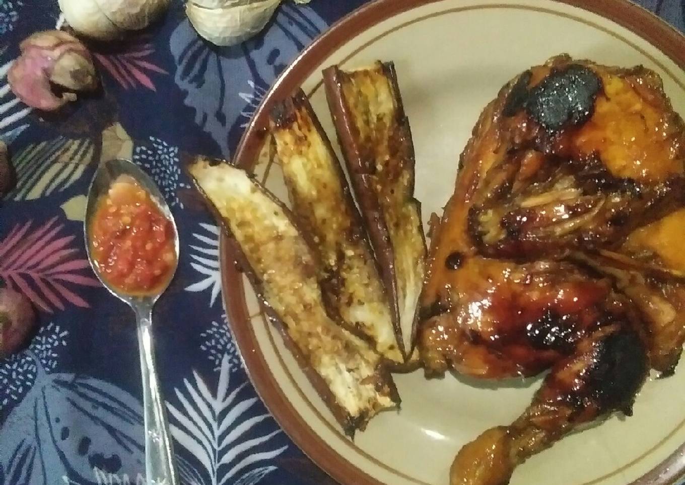 Ayam bakar daun pisang
