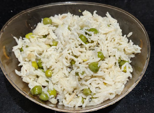 A picture of Peas Pulao.