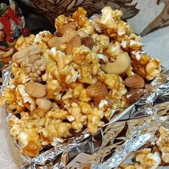 A picture of Caramel popcorn.