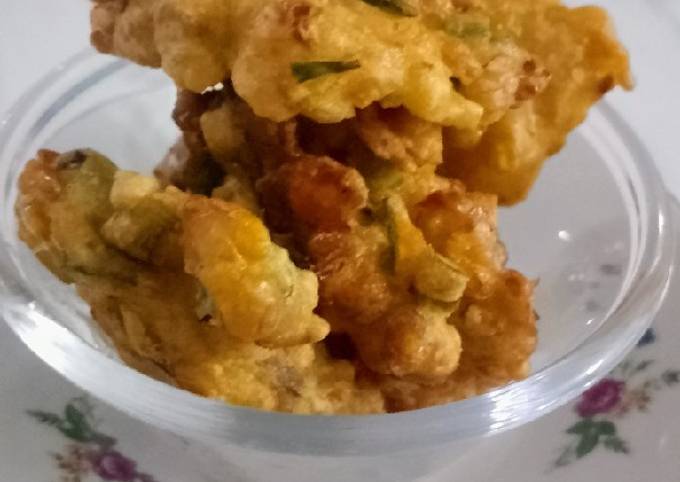 Resep Dan Cara Membuat Bakwan Jagung Gurih Renyah Pasti Enak Arenatani