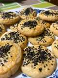 Biscotti salati al sesamo nero