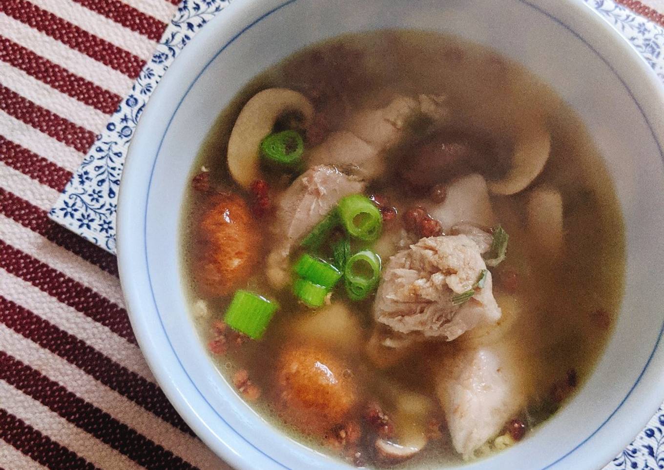 Ginger chicken soup 🐣