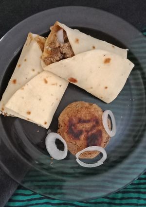 वेज कबाब पराठा (veg kabab paratha recipe in Hindi) रेसिपी मुख्य फोटो