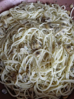 Una foto de Spaguettis con champiñones