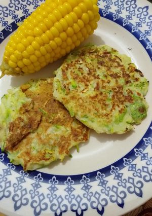 Una foto de Panqueques de zuchini (calabacín) sin gluten