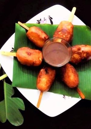 ডিপ ফ্রাইড বানানা স্টিকস্। রেসিপির প্রধান ছবি