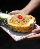 Cơm rang quả dứa