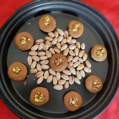 A picture of Nolen gur sondesh.