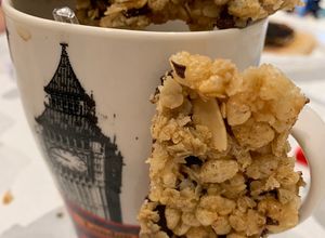 Una foto de Barrita de cereal con chips de 🍫