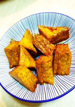 醬燒三角油豆腐 的食譜成品照片