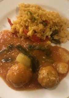 Una foto de ALBÓNDIGAS CON RAJAS ©