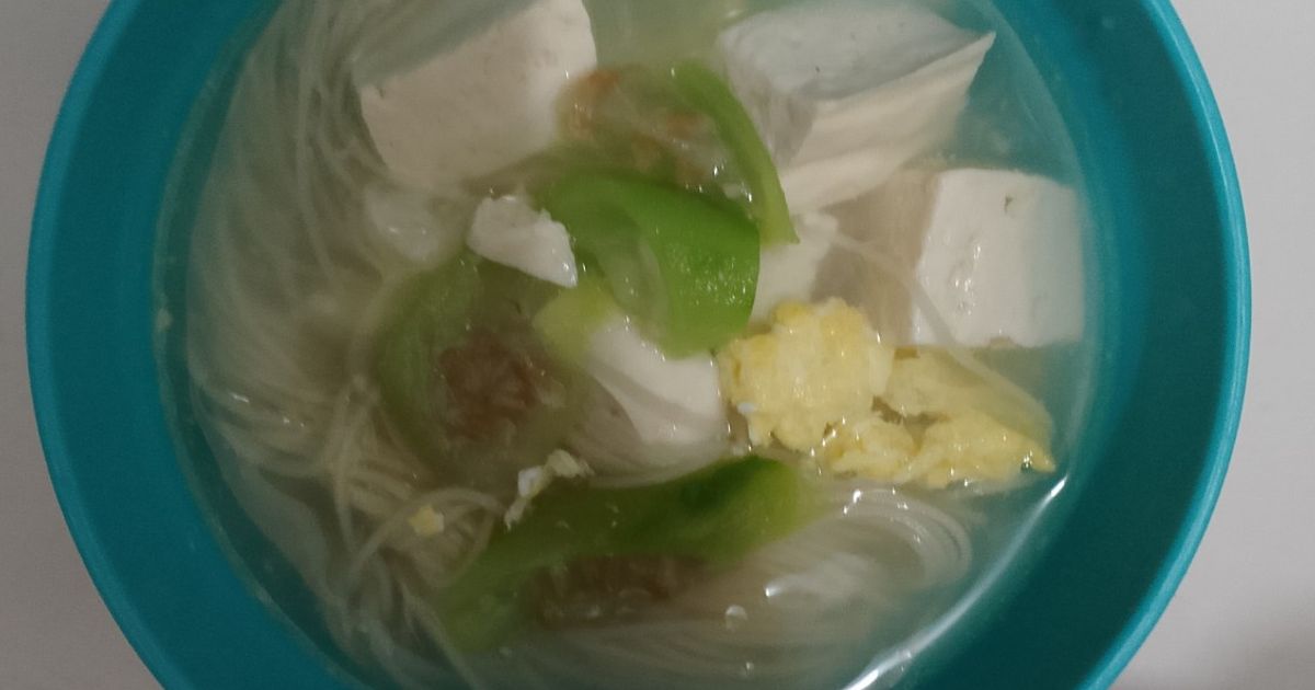 Sup tahu telur oyong