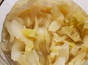 A picture of braised cabbage
