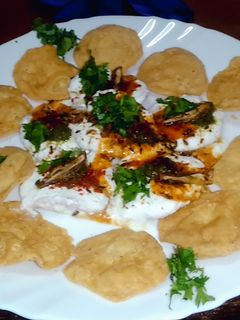पापड़ी चाट (papdi chaat recipe in hindi) रेसिपी मुख्य फोटो