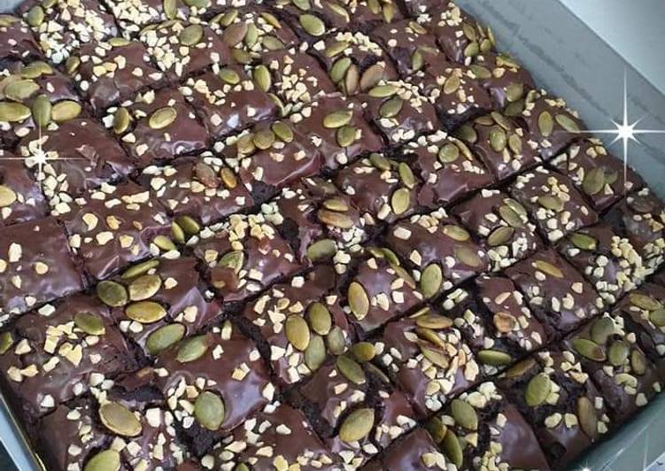 Fudgy Brownies Nuts #SyedMunawwar