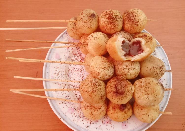 Sate Bola-bola Ubi Isi Coklat