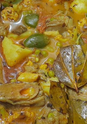 कटहल शिमला मिर्च मिक्स वेज सब्जी (Kathal shimla mirch mix veg sabzi recipe in hindi) रेसिपी मुख्य फोटो
