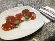 Una foto de nopales con queso panela