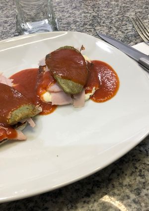 Una foto de Nopal en caldillo de jitomate