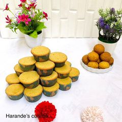 A picture of 50pcs vanilla cupcakes.