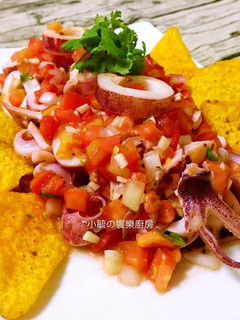 香煎中卷佐莎莎醬 [ 開胃菜］ 的食譜成品照片