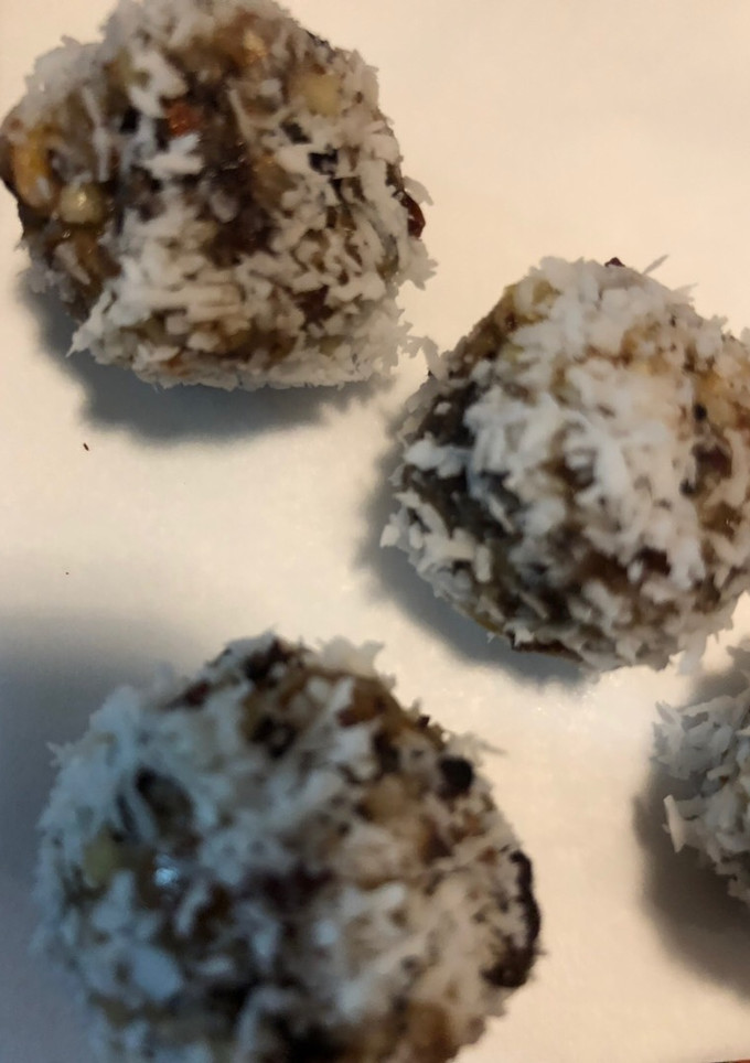 Una foto de TRUFAS saludables de FRUTOS SECOS