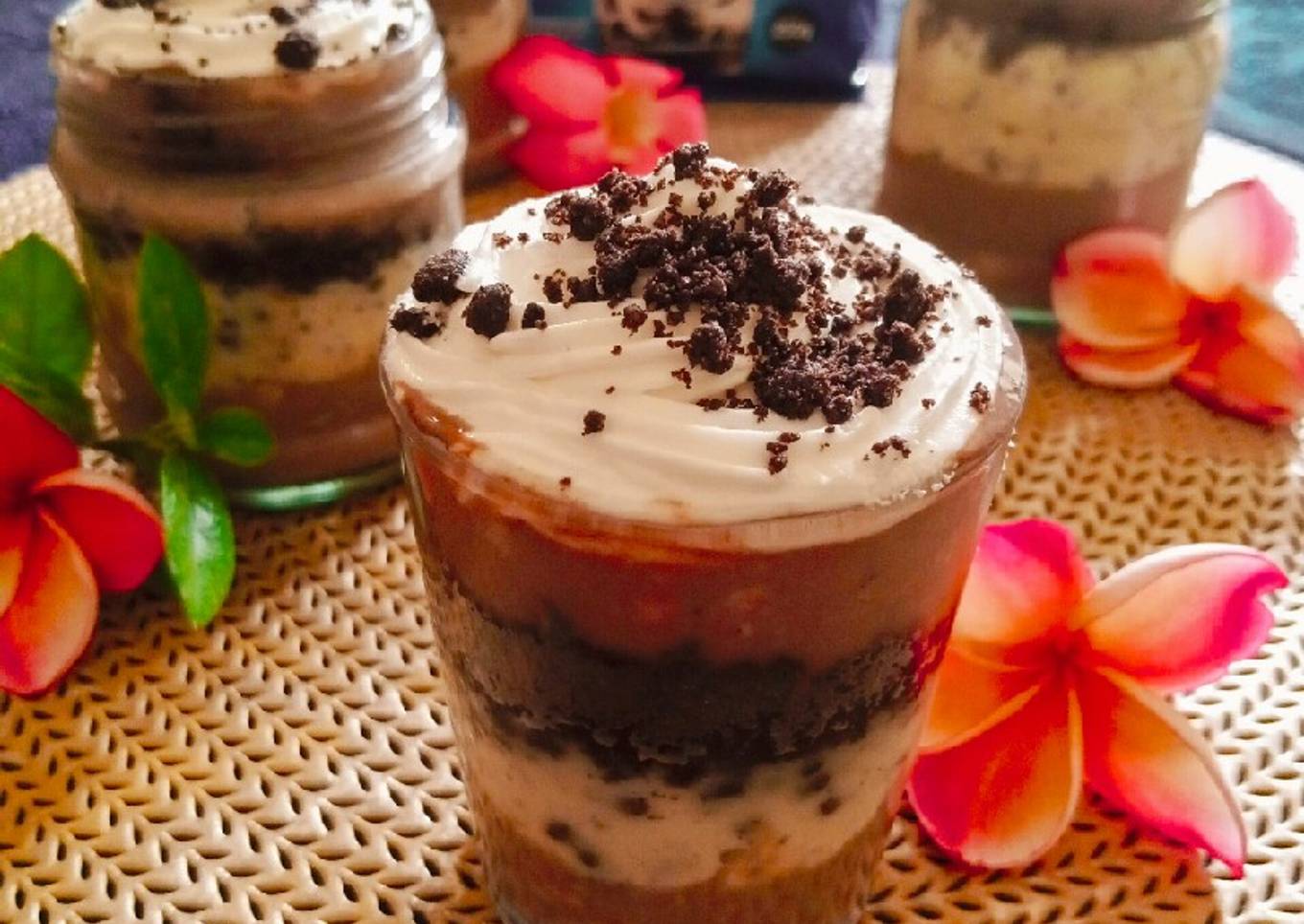 Oreo Cheesecake Shots