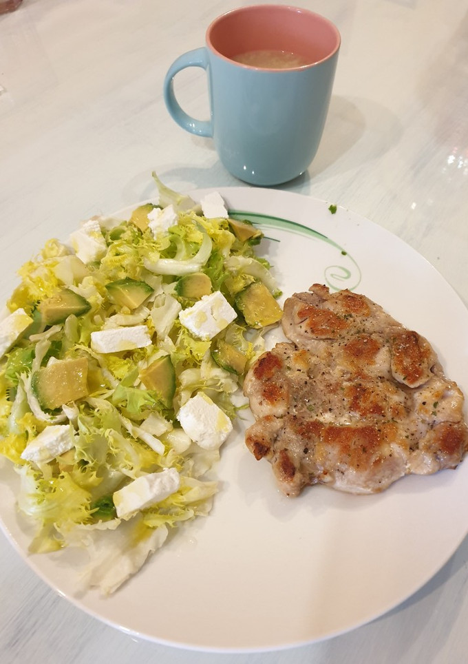 Una foto de Combinado de pollo #equilibrado y #lowcarb
