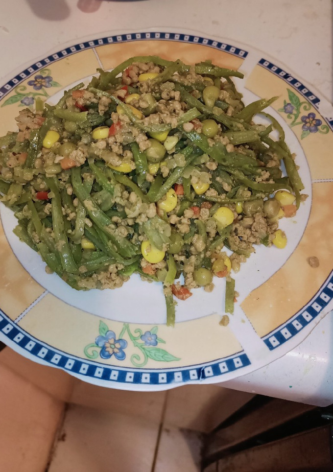 Una foto de Guiso de porotos verdes, vegetarianos