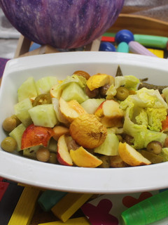 Una foto de Ensalada con manzanas