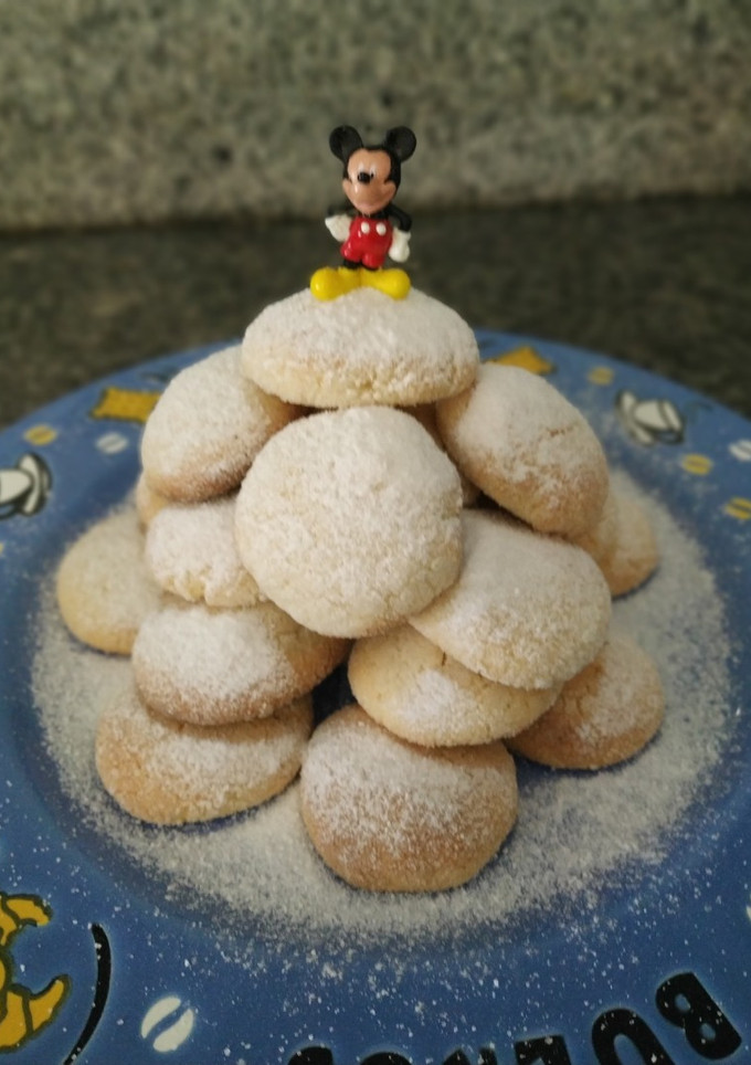 Una foto de Bizcochos quebradizos de limón