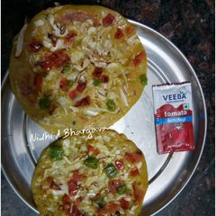 A picture of Wheat flour uttapam.