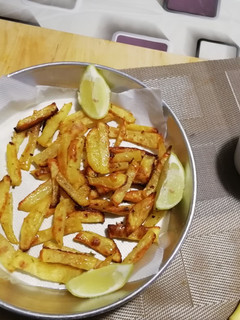 Foto di Patate al forno con limone. 🍋🥔