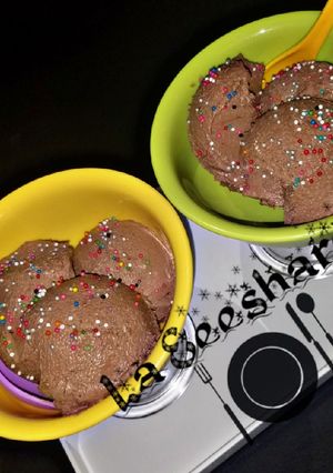 A picture of Home made chocolate ice cream.